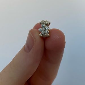 Pandora flower spacer charm